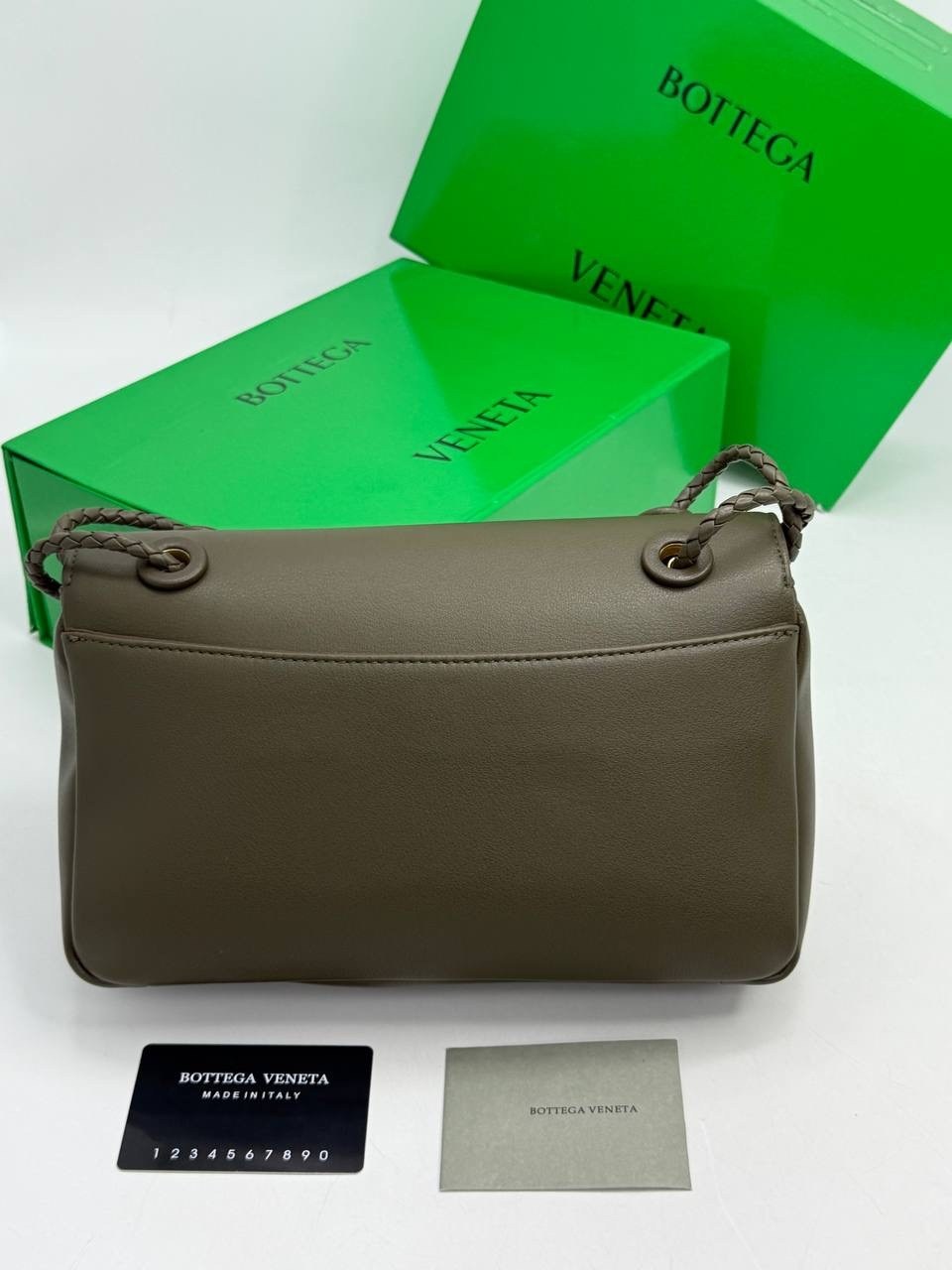 сумка женская bottega veneta,сумка через плечо с логотипом bottega veneta,bottega veneta сумка мессенджер,bottega veneta сумка,bottega veneta сумка мешок на плечо