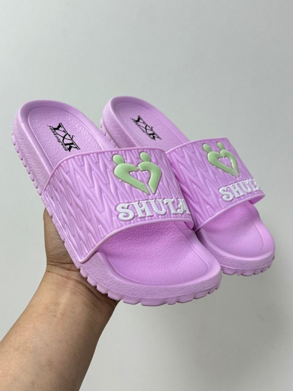 женские шлепанцы,шлепки,,шлепки женские,модные шлепанцы