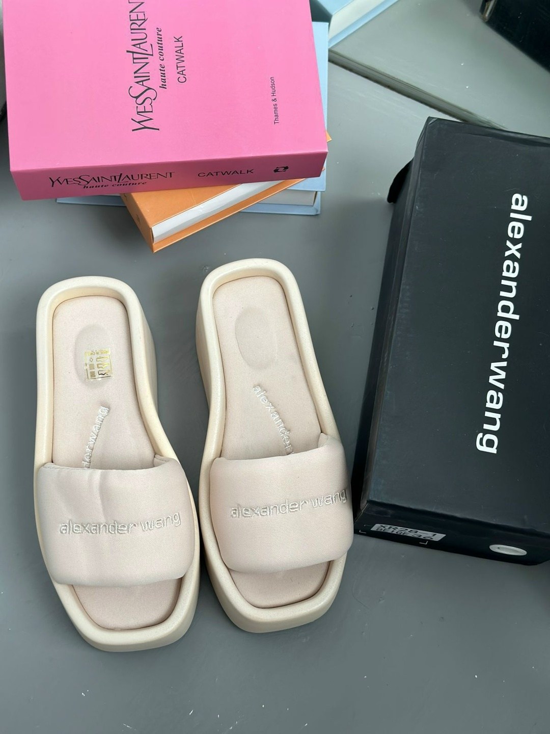 шлепки alexander wang,александр ванг шлепки,,шлепанцы женские,женские шлепки