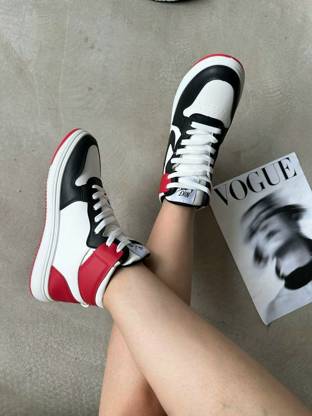 женские кроссовки,,высокие кроссовки,кеды женски,модные кроссовки