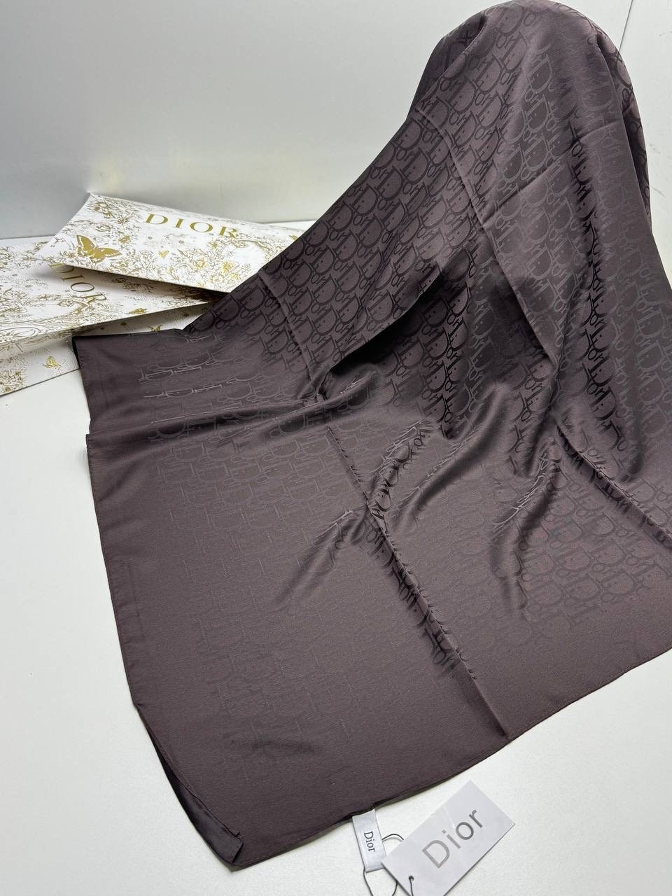 платок однотонный,брендовый платок,модные платки,палантин женские,платки диор