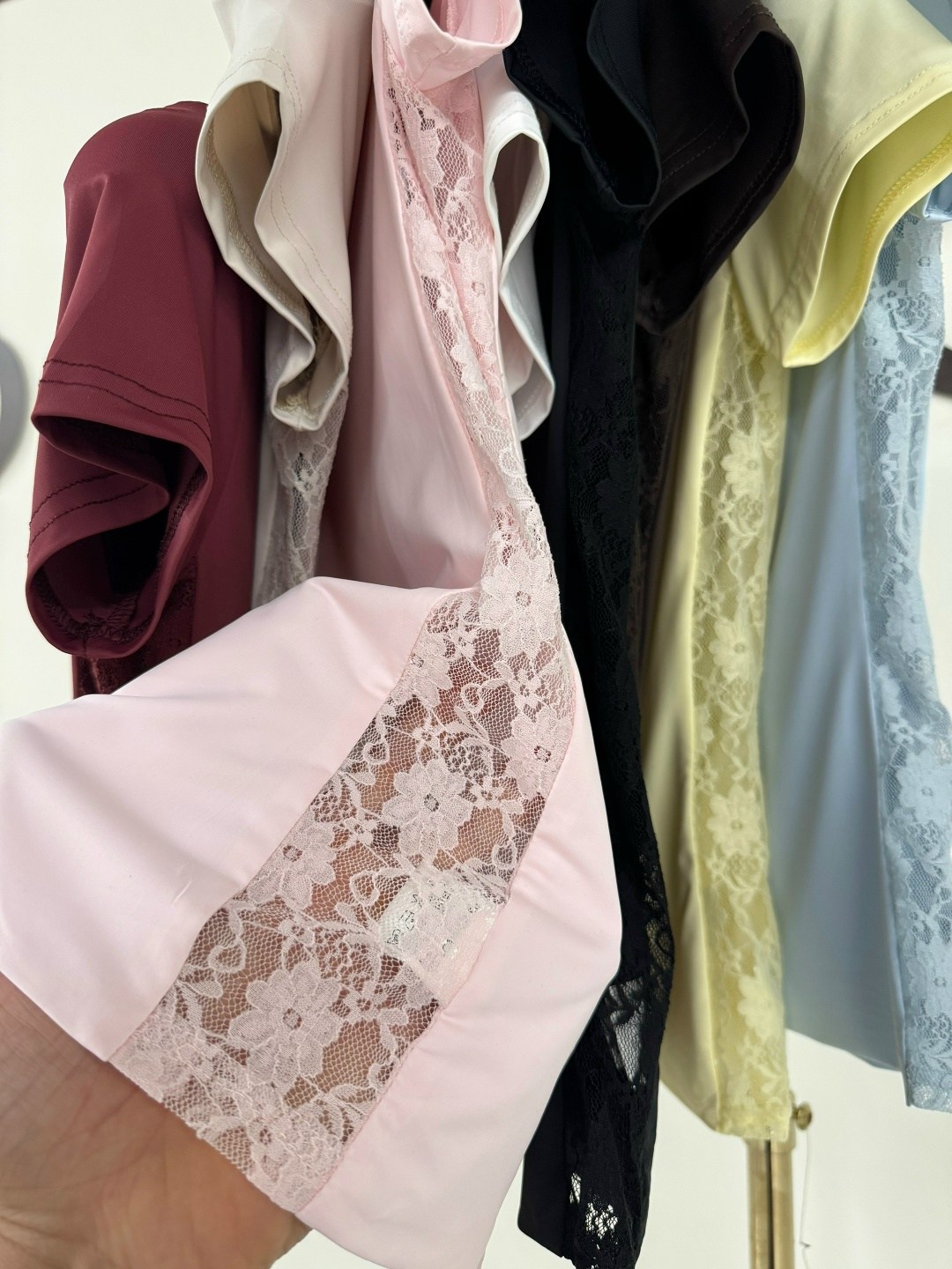 футболки женская,футболки для женщин,майка с кружевами,женская майка,блузы женские