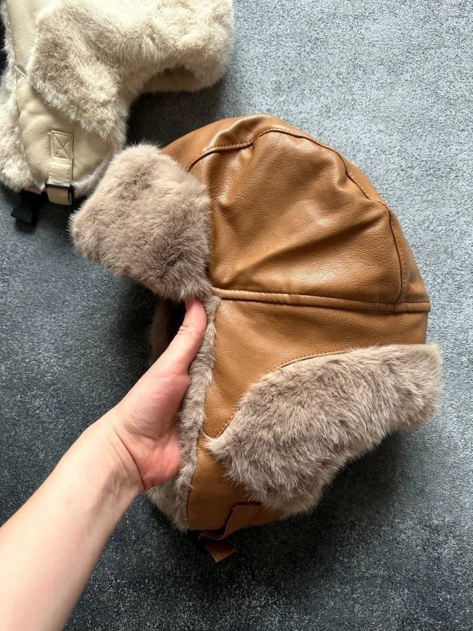 девушка,зимний стиль,курящая девушка,шапка зимняя женская,шапка меховая