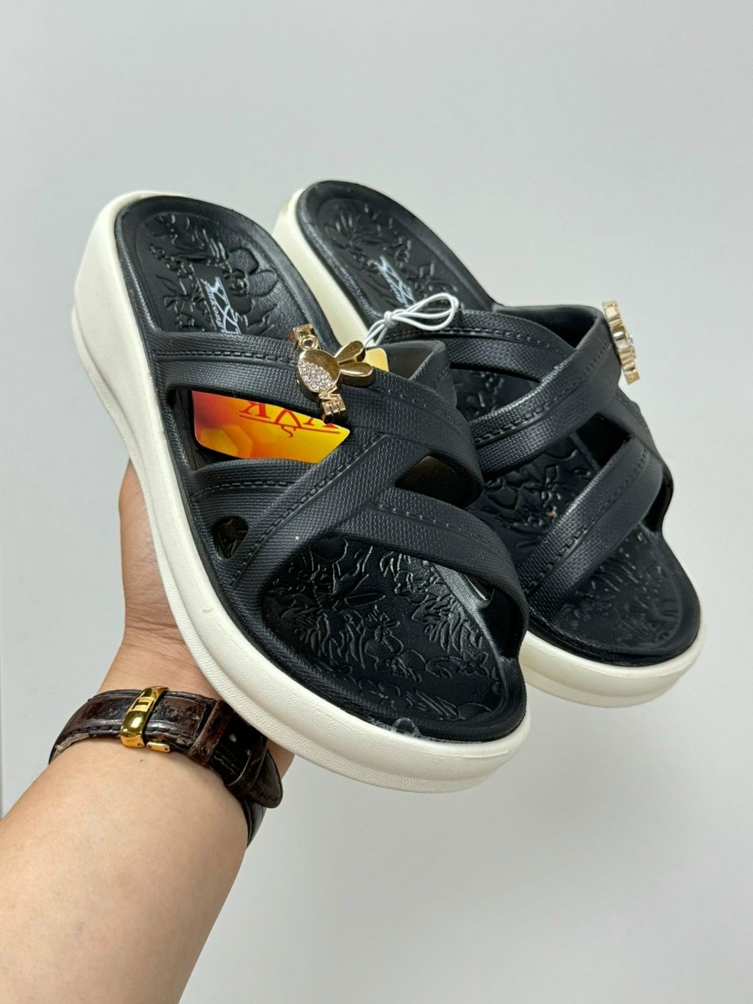 ,женские шлепанцы,шлепки женские гипанис,сланцы женские,женские шлепки