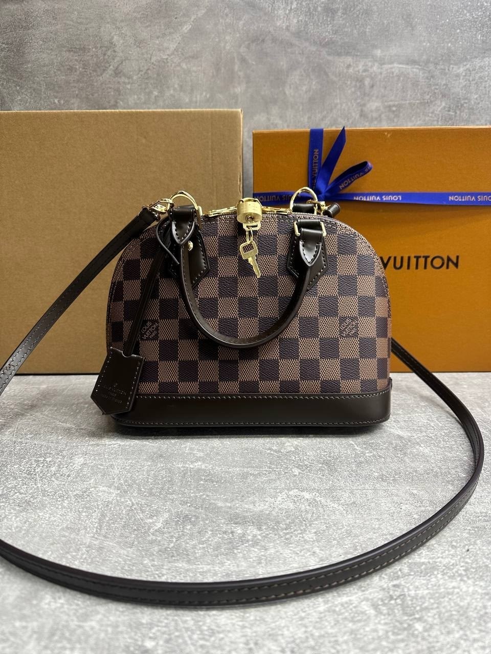 сумка louis vuitton,луи виттон сумка,сумка луи виттон альма,модная сумка,сумка женская louis vuitton
