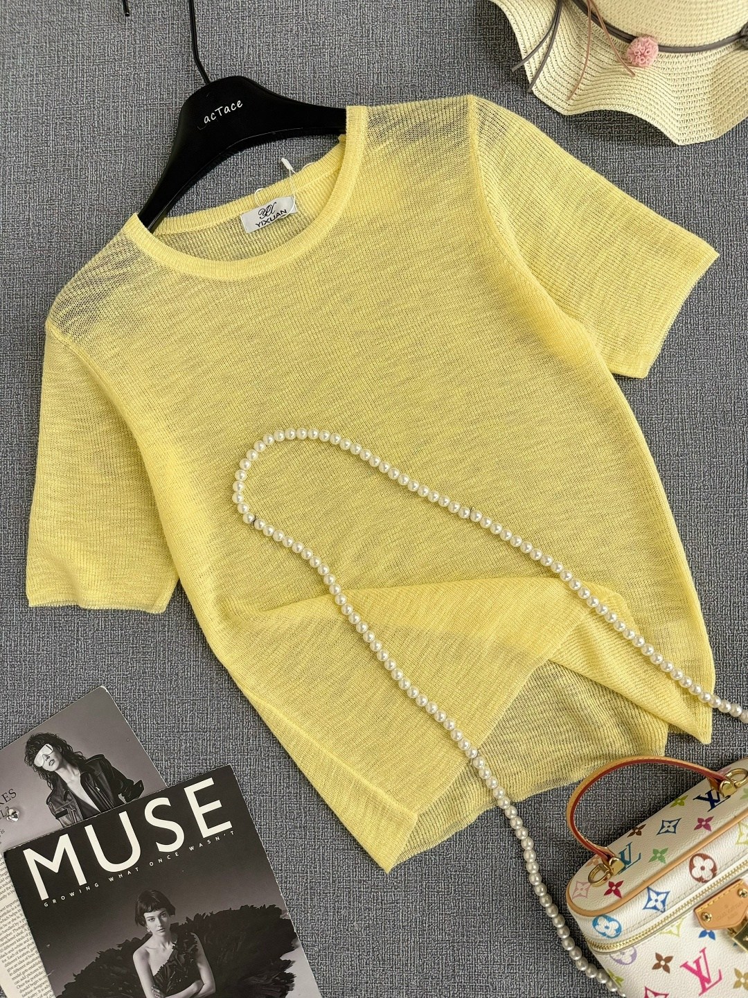 женская кофта,свитер с круглым вырезом,трикотажный свитер,женский трикотажный свитер с круглым вырезом,свитера женские