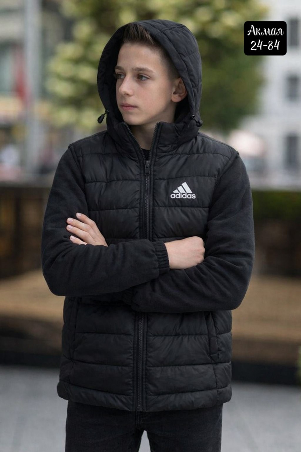 жилетка adidas,жилет утепленный adidas,жилет adidas,жилетка адидас 2011 года,жилетка адидас