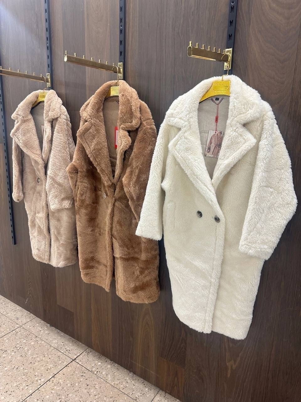 модные зимние образы,teddy coat outfit,меховое пальто,зимний стиль,зимний стиль одежды