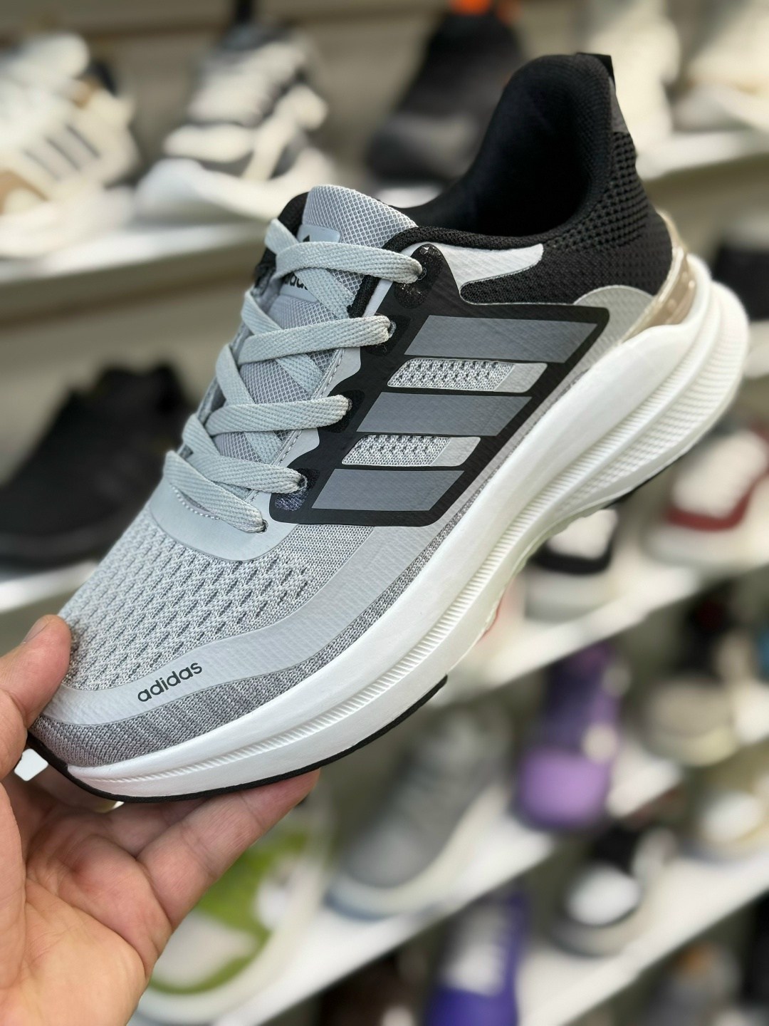 кроссовки adidas,мужские кроссовки adidas,кроссовки,оригинальные кроссовки adidas,кроссовки адидас