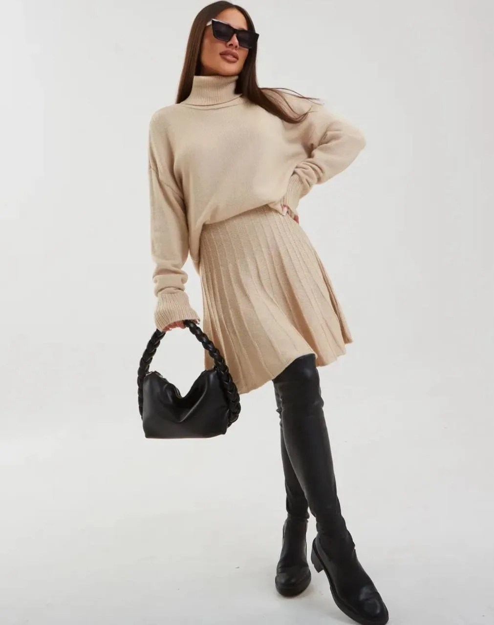 костюм с юбкой плиссе вязаный yay clothes,вязаный костюм с юбкой,трикотажный костюм,юбка и свитер комплект,костюм свитер и юбка