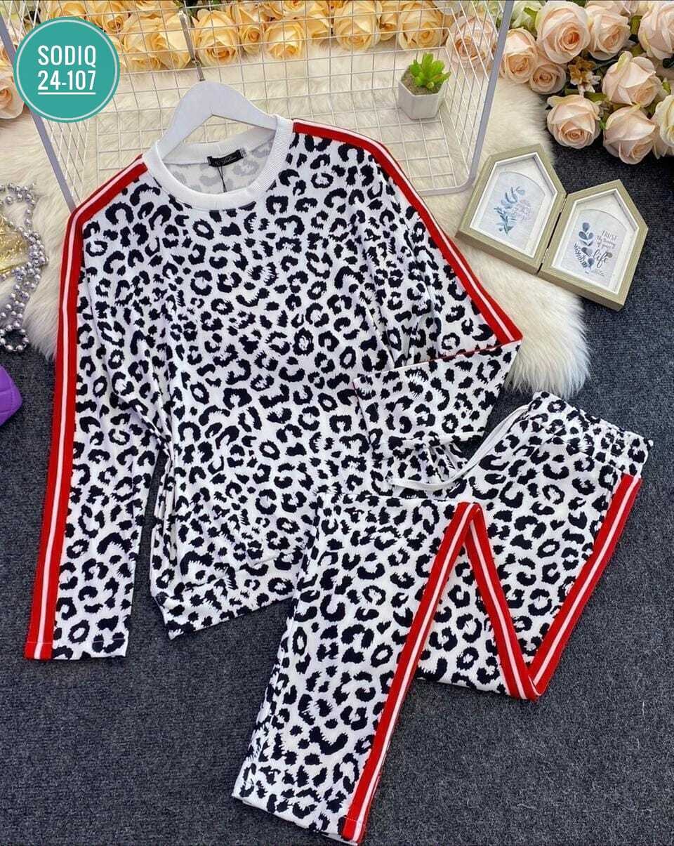 костюм спортивный женский,комплект женской спортивной одежды с леопардовым принтом больших размеров,женский спортивный костюм с леопардовым принтом,женские костюмы,костюм спортивные женские костюмы