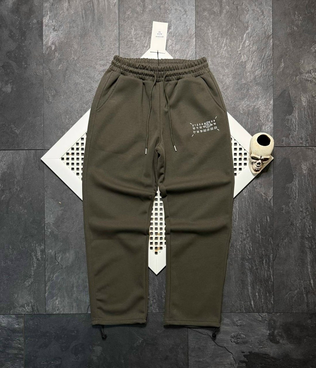 спортивные брюки,спортивные штаны,штаны модные,мужские спортивные штаны,мужские спортивные брюки