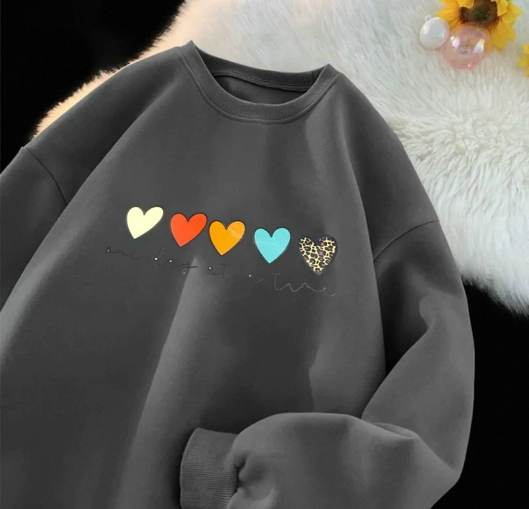 свитшот женский,свитшот на флис,повседневный свитшот,свитшот с принтом сердечком,модные свитшоты