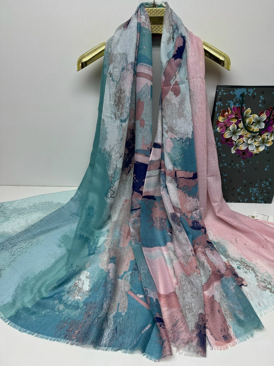 палантин тонкий,палантин женский,палантин из шёлка,платки шарфы палантины,палантин тонкий летний