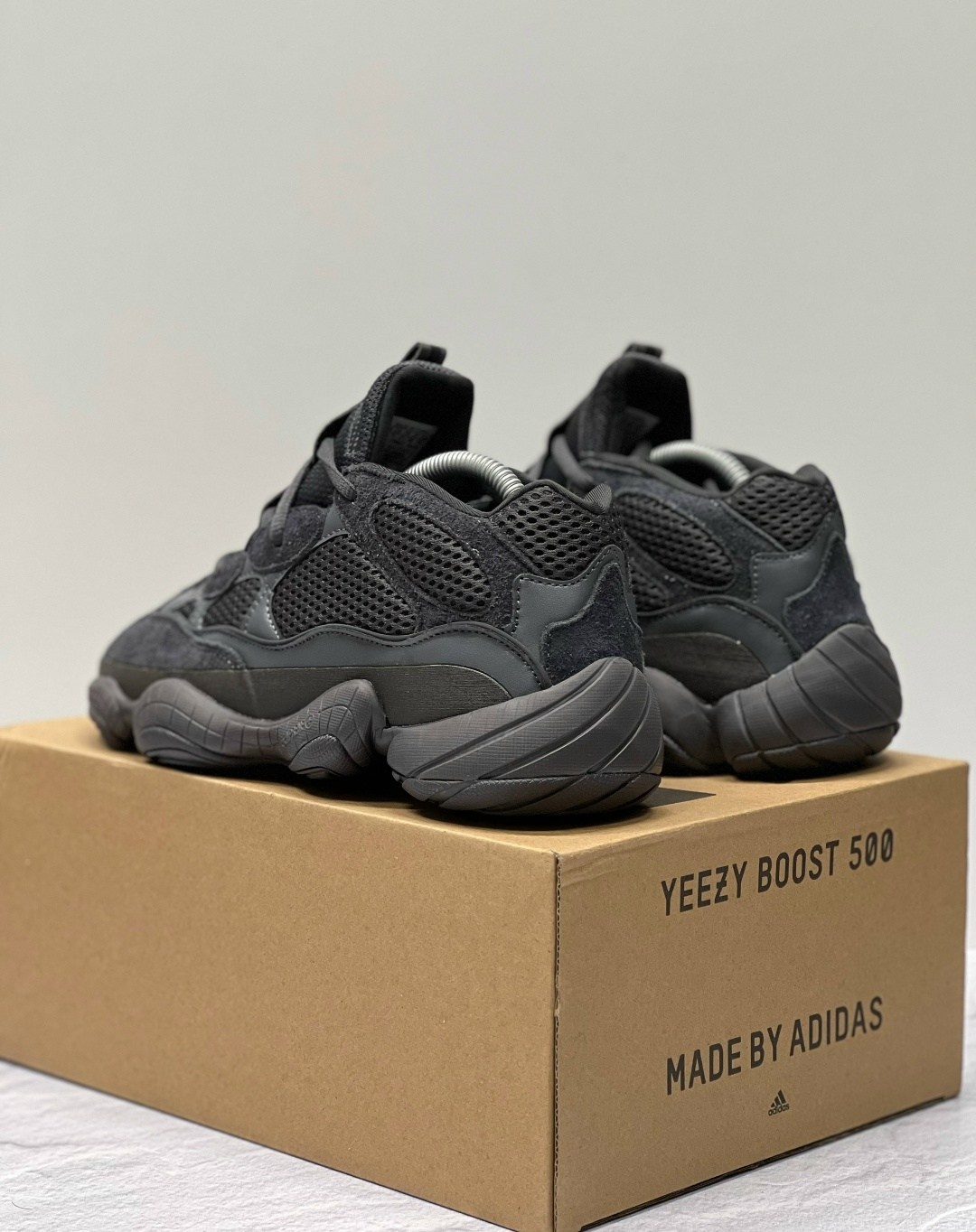 кроссовки adidas yeezy boost 500,кроссовки adidas yeezy boost 700,кроссовки adidas yeezy boost 500 black,adidas yeezy boost 500,yeezy boost 500