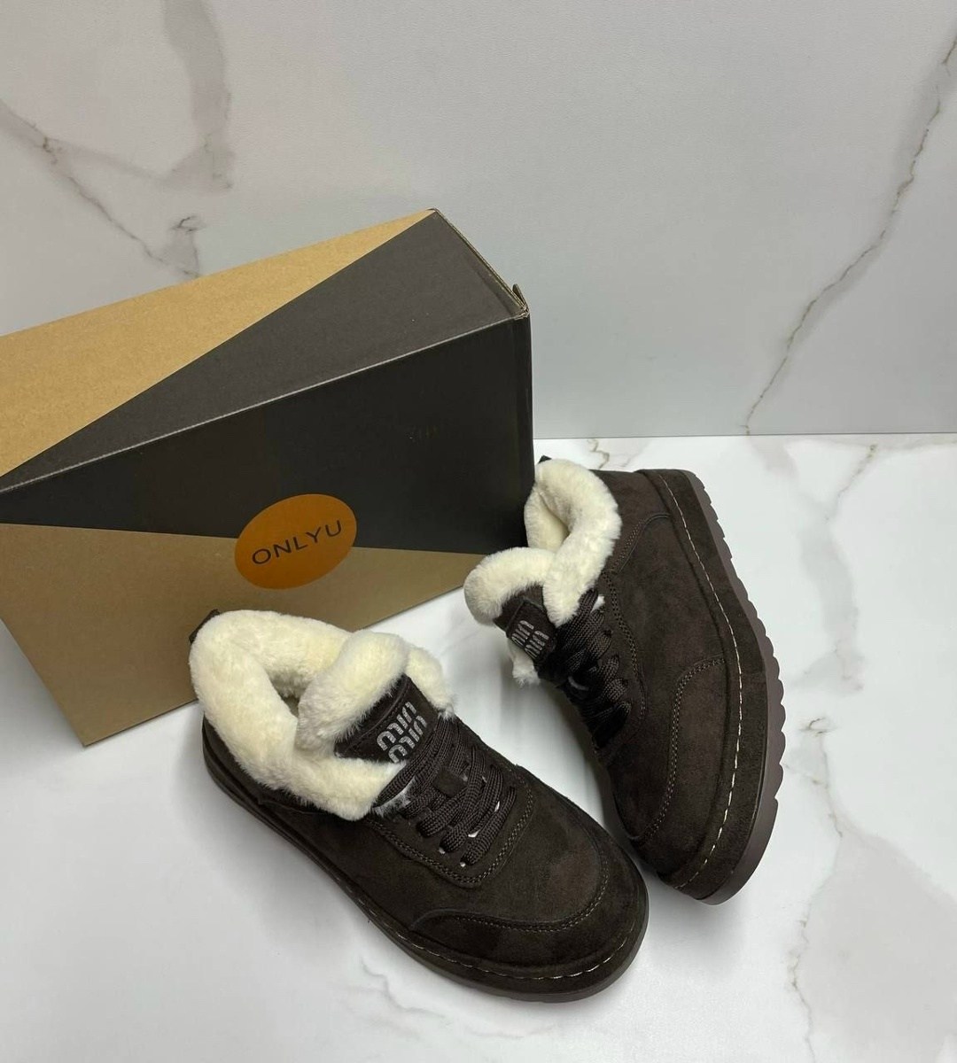 ,зимние кроссовки женские с мехом,зимние кроссовки с мехом, женская,зимние замшевые женские кеды prada бежевые с мехом