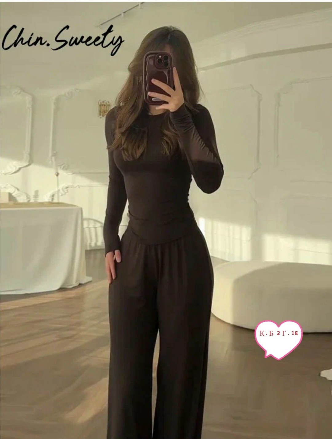 брючный костюм,элегантные комбинезоны,костюм женские повседневные,стильный женский комбинезон с обтягивающим верхом и свободными брюками,повседневный костюм с длинными брюками для женщин с круглым выр