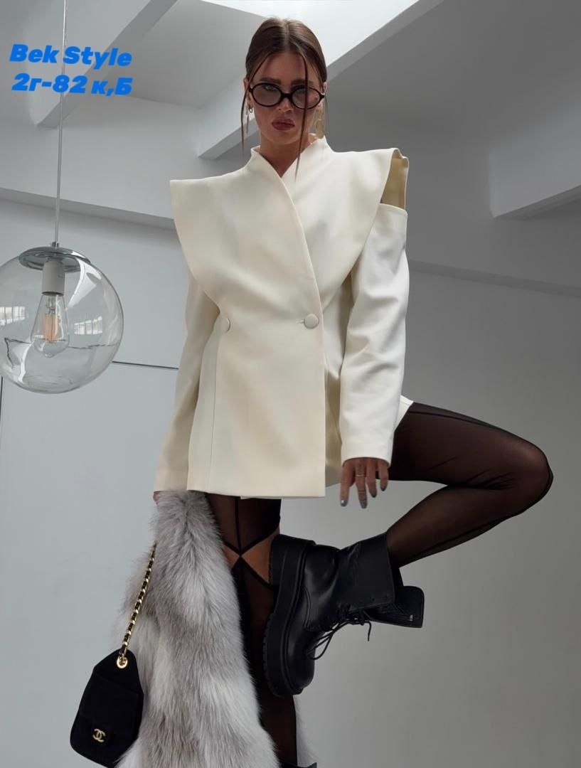 женский пиджак,пиджак,блейзер жакет,пиджак жакет оверсайз,женские костюмы
