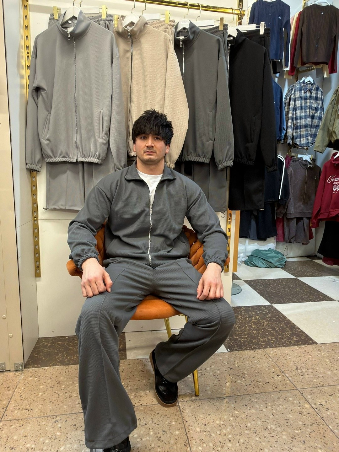 мужской спортивный костюм серого цвета,спортивный мужской костюм,спортивный костюм,костюм мужской,кофта мужская