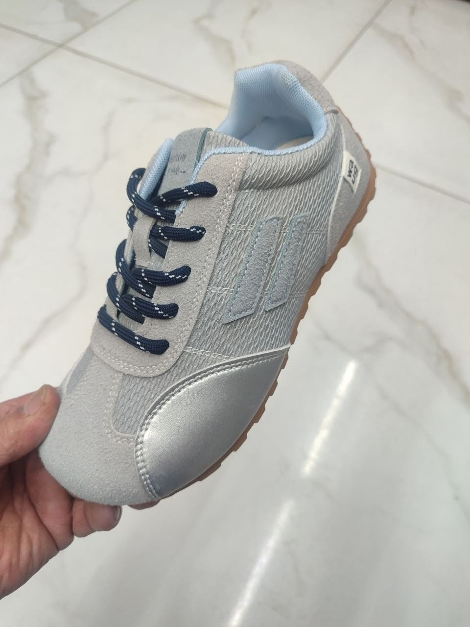 женские кроссовки,кроссовки,повседневные кроссовки,спортивная ,кроссовка