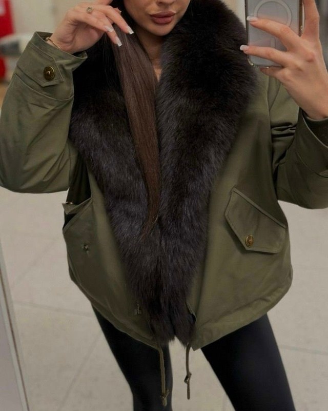 парка с натуральным мехом,зеленая парка с мехом,парка с мехом,парка с натуральным мехом женская,укороченная парка с мехом