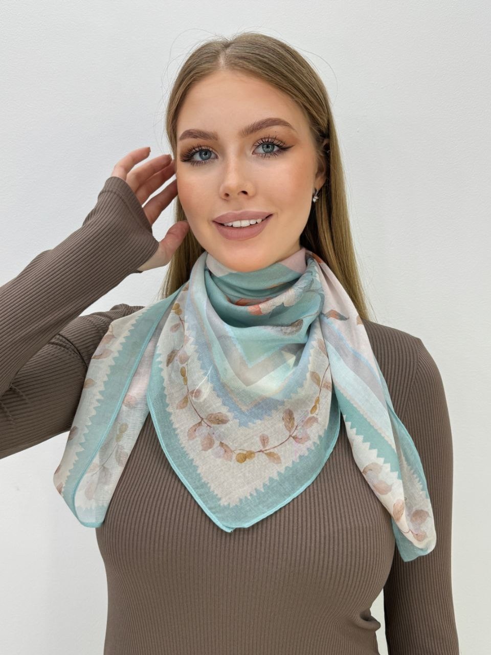 платок женский,платок goldengala модная коллекция,платки и шарфы,шелковые платки,платки шелковый на голову и шею