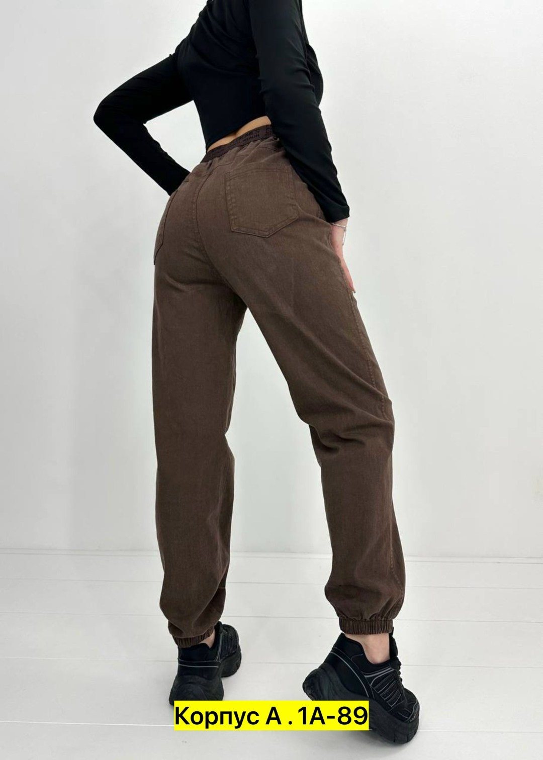 вельветовые джоггеры женские,брюки вельветовые джоггеры moliza,джоггеры женские,женские вельвет брюки джоггеры,джинсы брюки