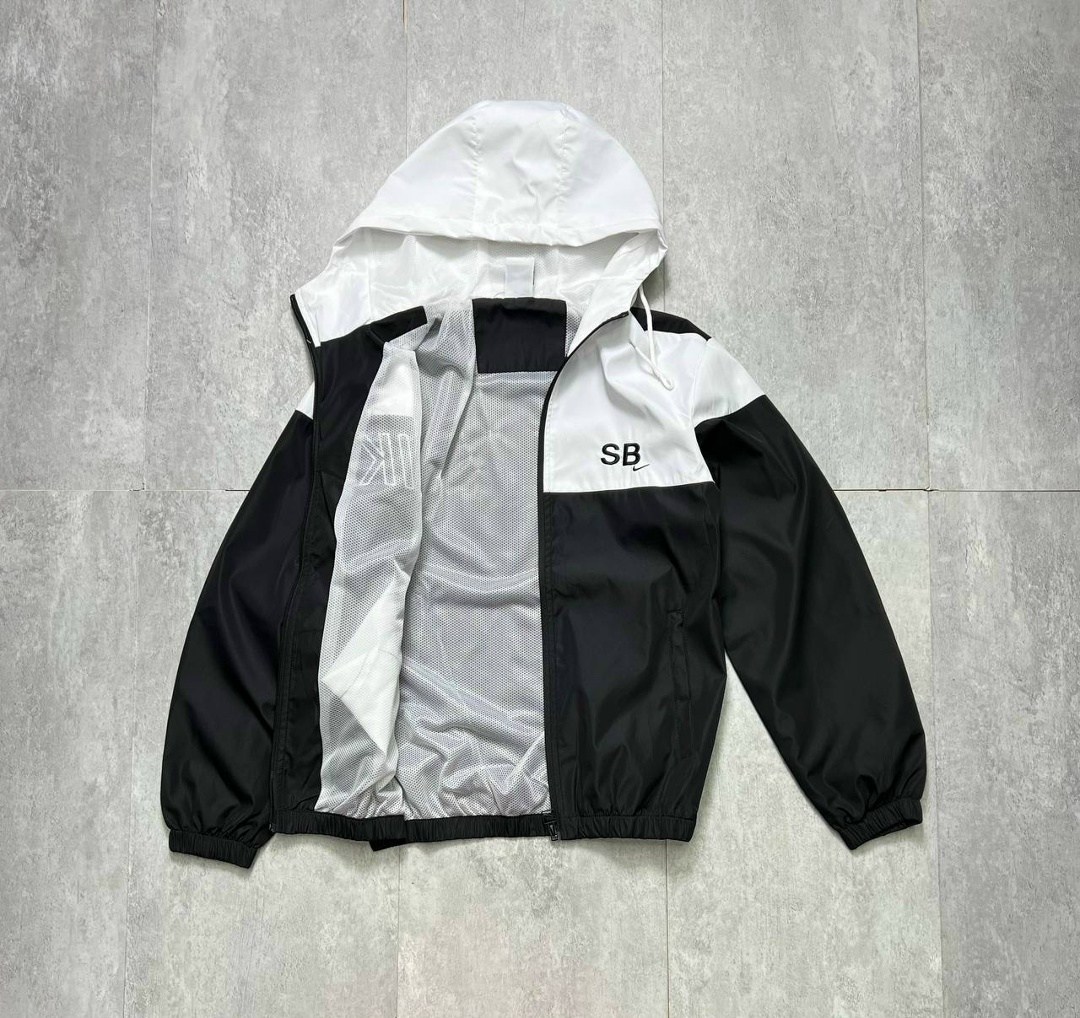 ветровка nike,supreme nike hooded sport jacket silver,легкая куртка,ветровка,найк суприм куртка