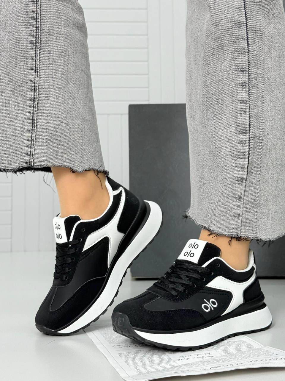 кроссовки,кроссовки женскиe,кроссовки для женщин,кроссовки модные,повседневные кроссовки