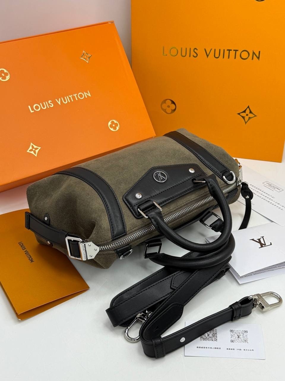 классическая сумка speedy louis vuitton с монограммой,дорожная сумка louis vuitton,сумка louis vuitton,женская сумка louis vuitton,louis vuitton модная сумка с замком