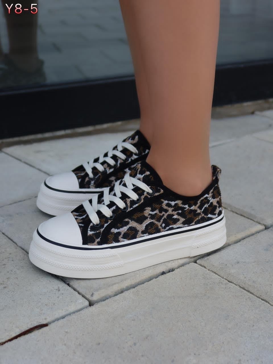 кеды леопардовые,леопардовые кроссовки женские,кроссовки леопардовые,женские кроссовки с леопардовым принтом,леопардовые кроссовки на платформе