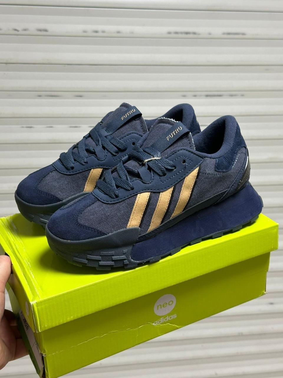 кроссовки adidas,кроссовки мужские adidas,оригинальные кроссовки adidas,кроссовки adidas original,adidas futro mixr