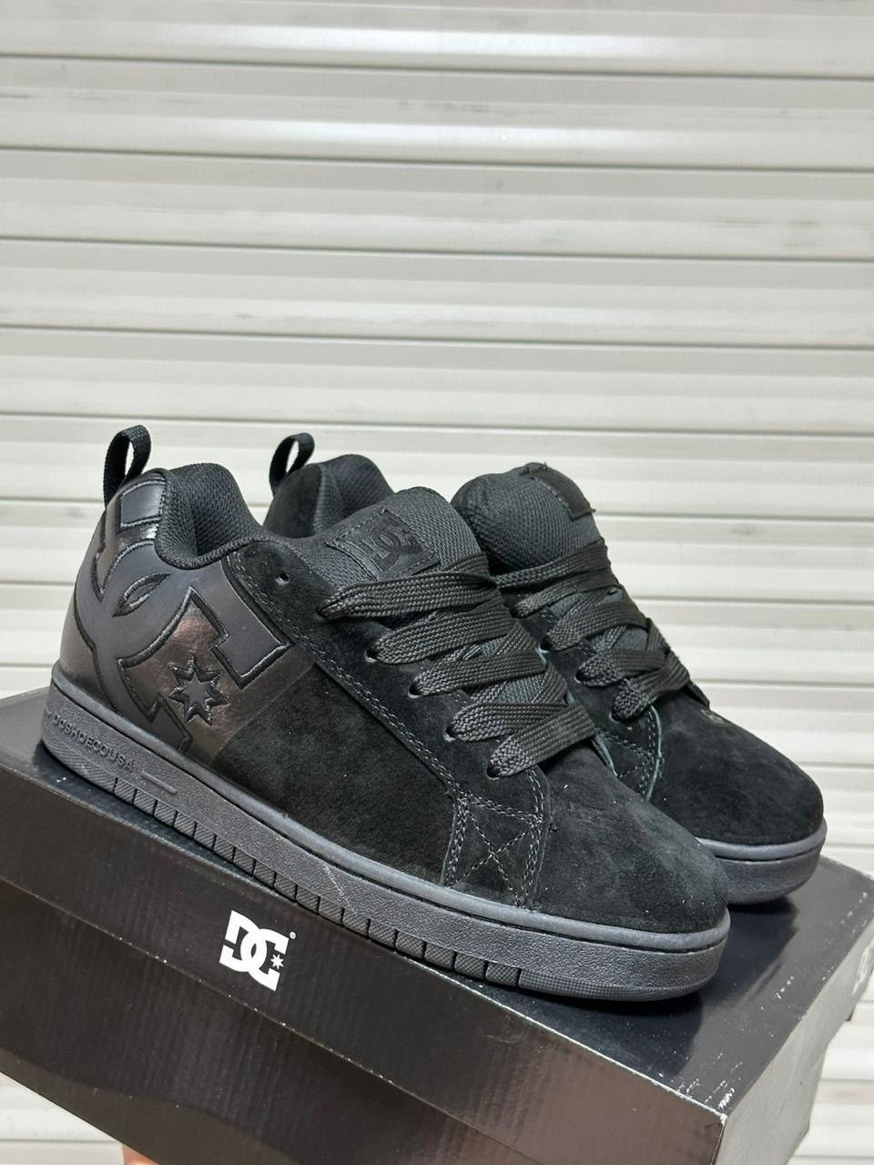 кроссовки dc shoes stag,мужские кроссовки dc shoes stag sneakers for men,,кроссовки мужские dc stag черные 43 eu,dc shoes stag black