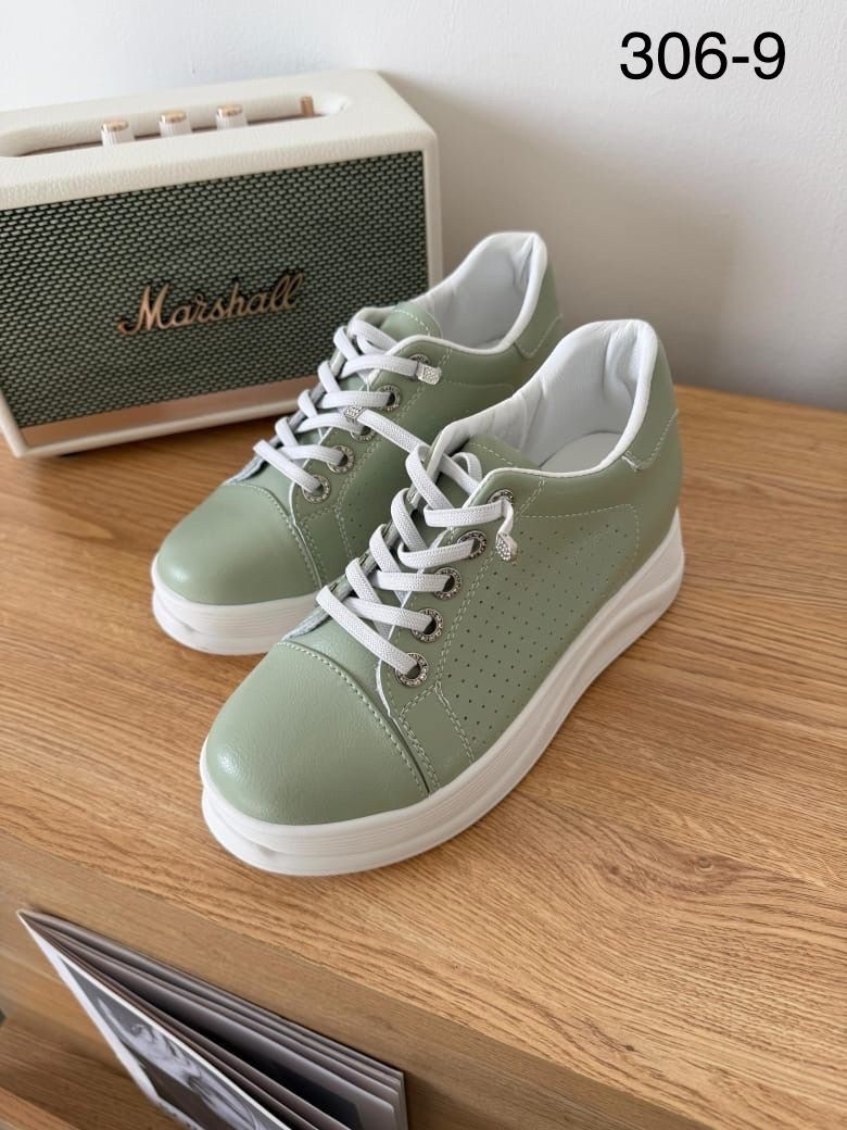 ,кроссовки женскиe,кеды женски,женские кеды,кроссовки повседневные