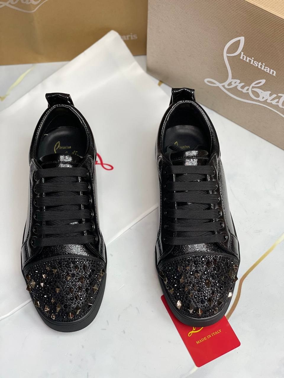 ,louboutin кроссовки,кроссовки christian louboutin,кеды louboutin,брендовая