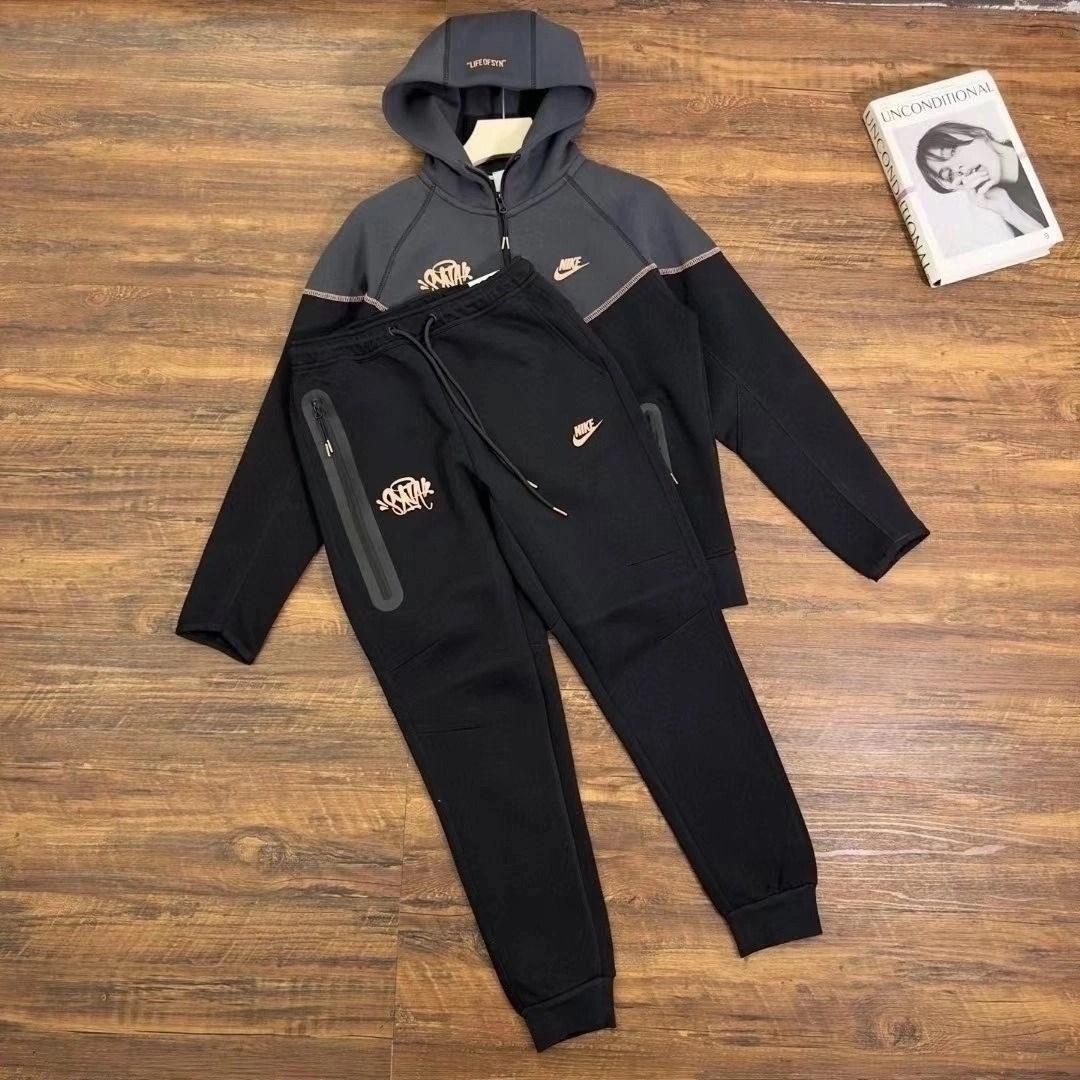 спортивные костюмы nike,спортивный костюм мужской nike,спортивный костюм на флисе nike,спортивные костюмы женские,спортивные костюмы на флисе