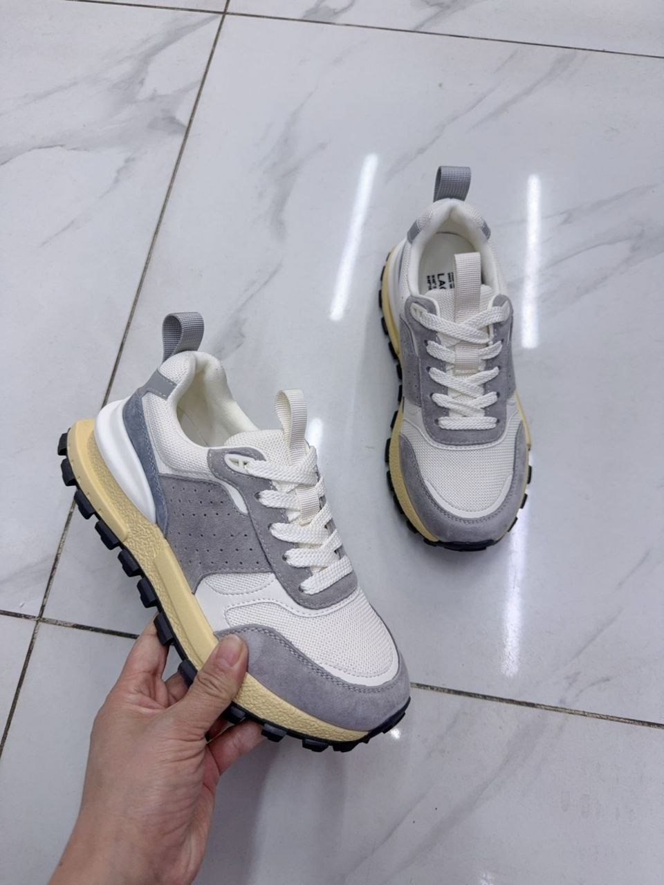 ,кроссовки женскиe,кроссовки эко,кроссовки модные,стильные кроссовки