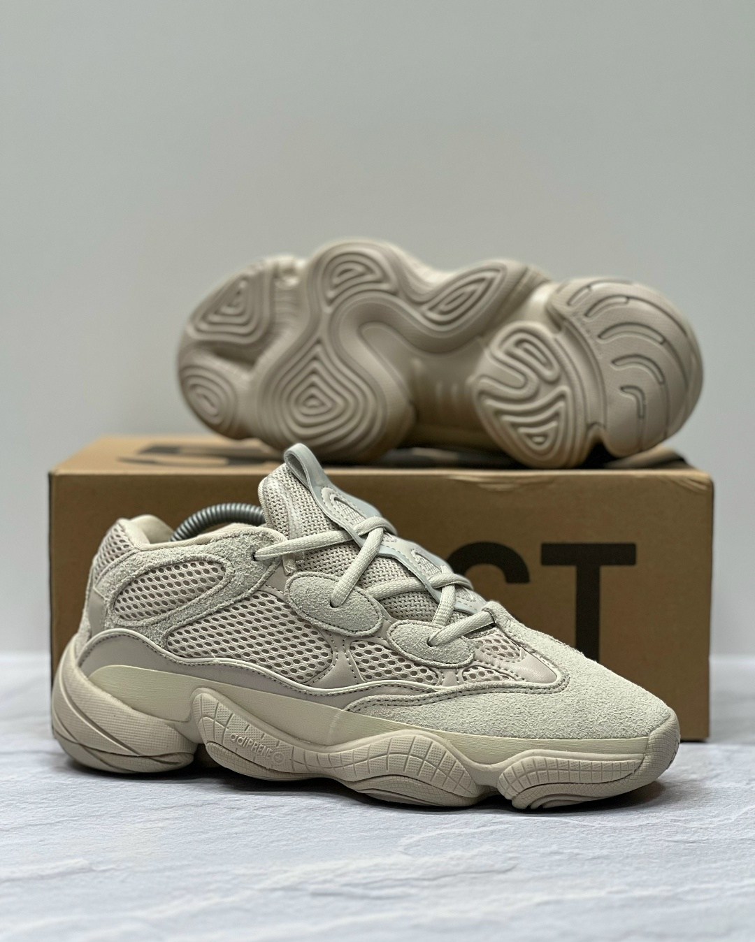 кроссовки adidas yeezy boost 500,кроссовки adidas yeezy 500,adidas yeezy boost 500,adidas yeezy boost 700,adidas yeezy 500