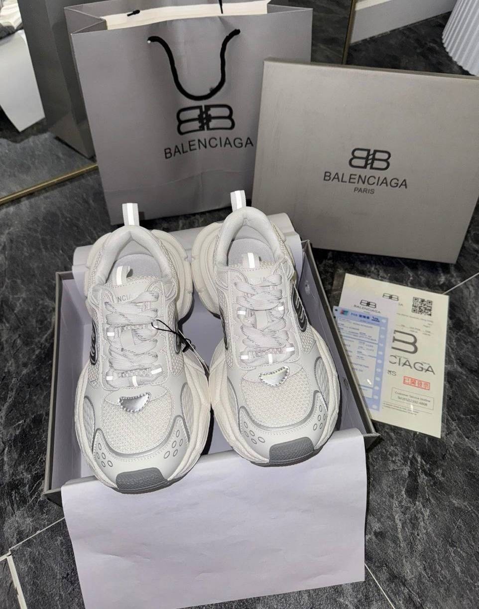 кроссовки женские balenciaga,женские кроссовки,баленсиага кроссовки в сетку,кроссовки balenciaga,баленсиага кроссовки женские