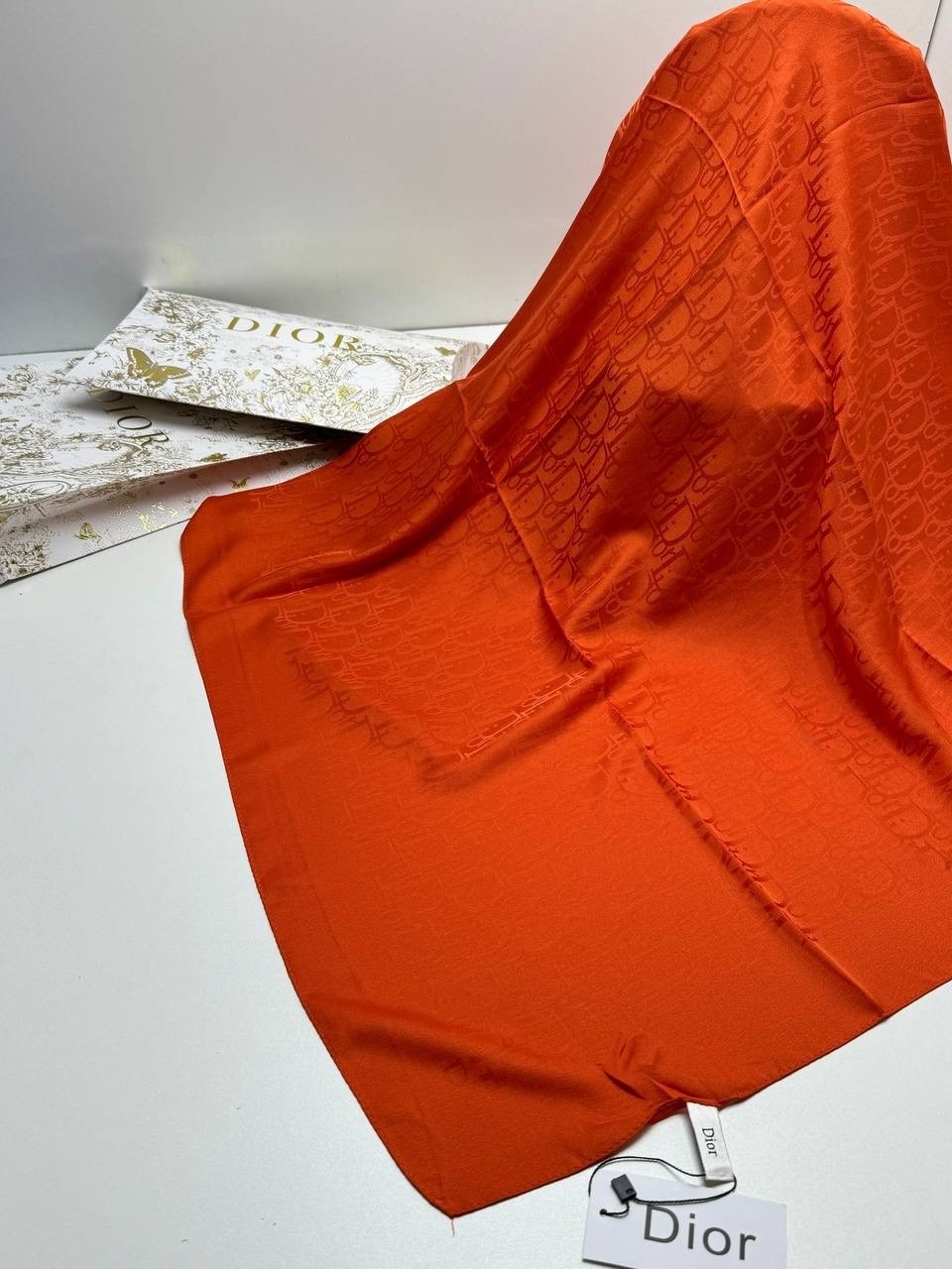 платок однотонный,брендовый платок,модные платки,палантин женские,платки диор