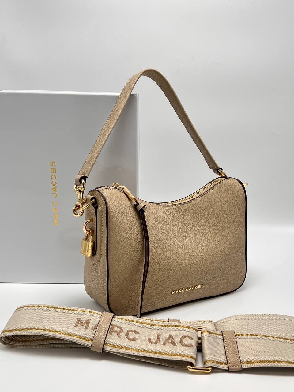 сумка marc jacobs 25-16 см натуральная замша,сумка-хобо через плечо marc jacobs,сумка-хобо от marc jacobs из натуральной кожи,сумка marc jacobs,marc jacobs сумка женская