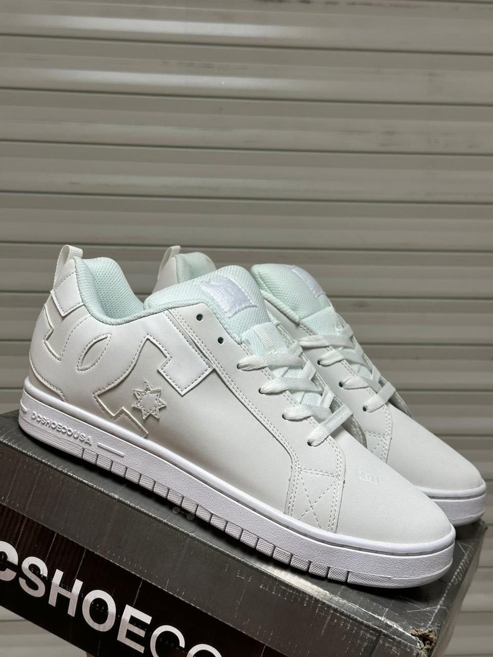 кроссовки dc shoes stag,мужские кроссовки dc shoes stag sneakers for men,,кроссовки мужские dc stag черные 43 eu,dc shoes stag black