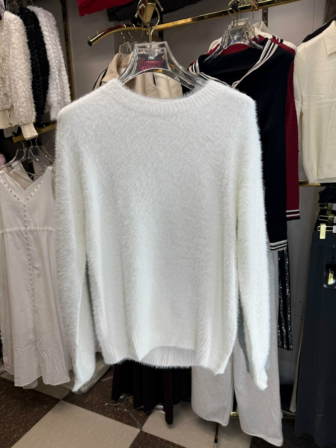 пушистый кашемировый свитер,пушистый свитер,пушистый джемпер,женский свитер,свитер