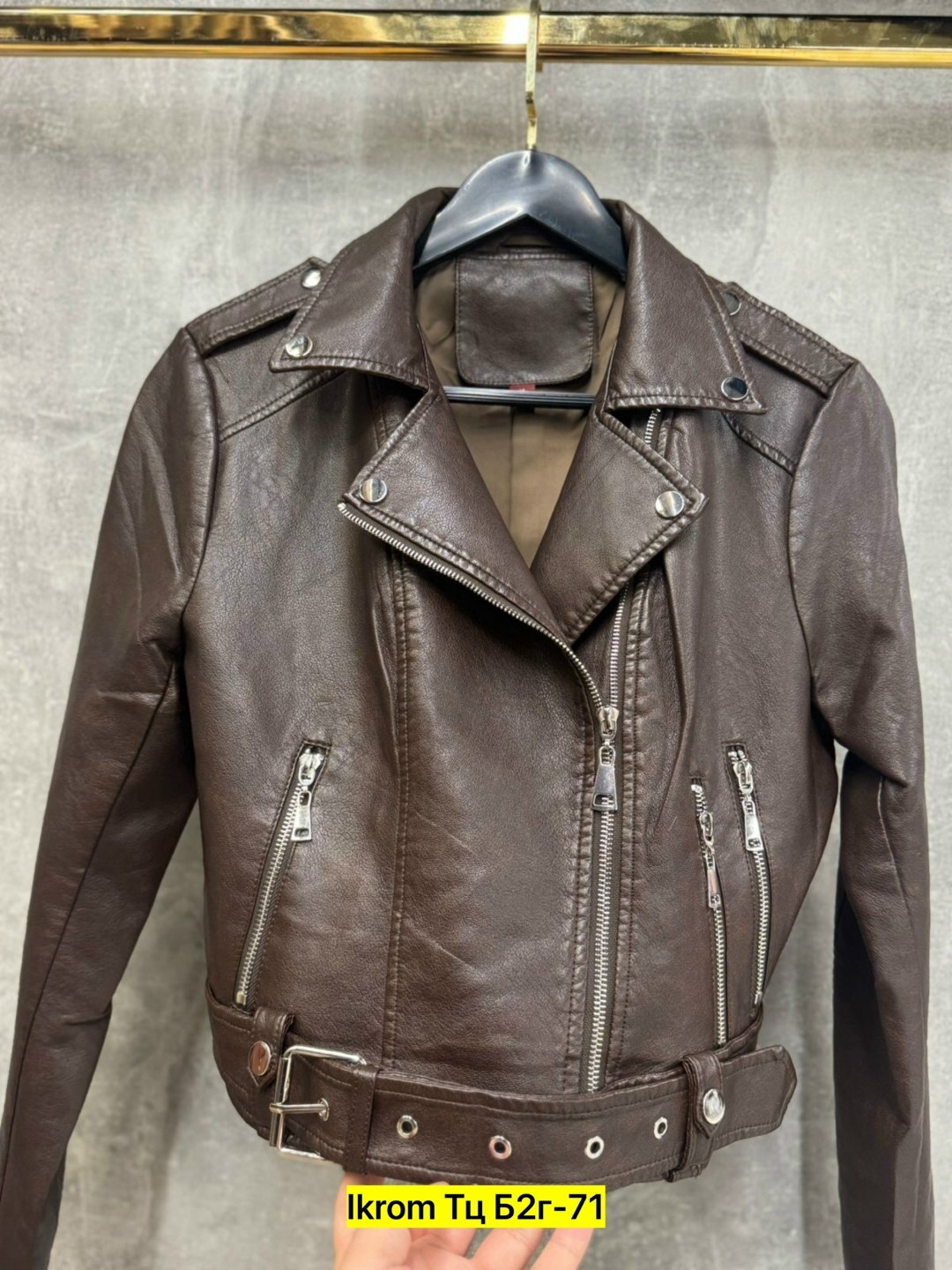 женская куртка из искусственной кожи,куртка женская кожаная,женская короткая куртка из искусственной кож,короткая куртка из искусственной кожи,куртка кожаная