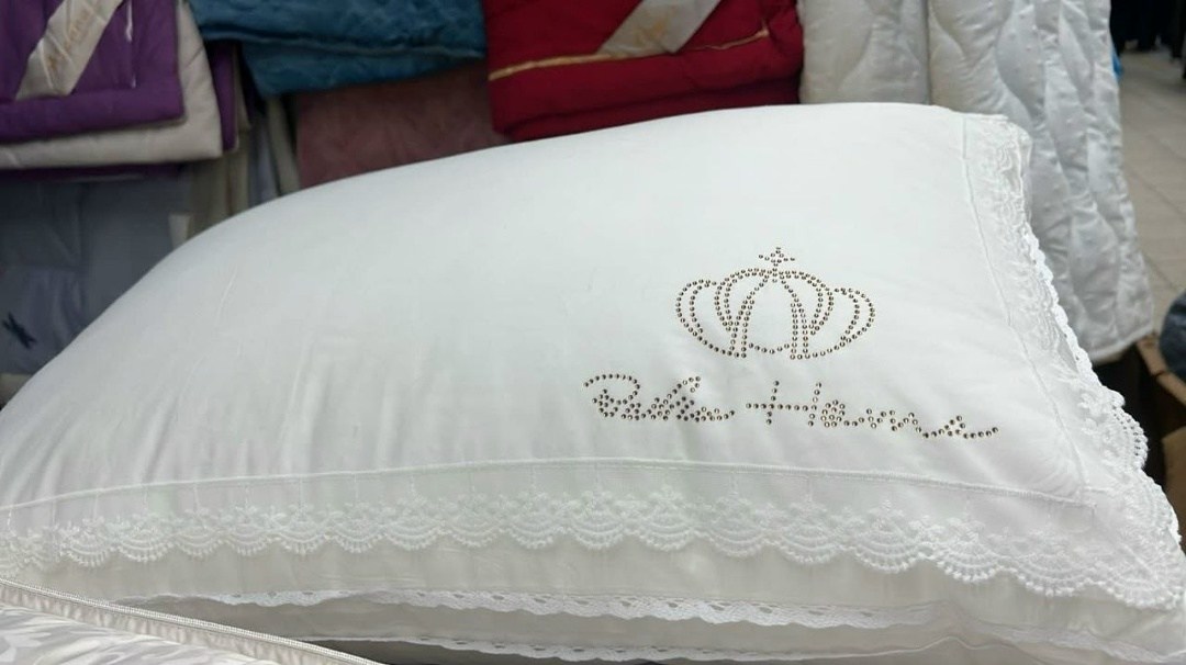 santfair подушка,подушки ,подушка,подушка с вышивкой,постельное белье с вышивкой