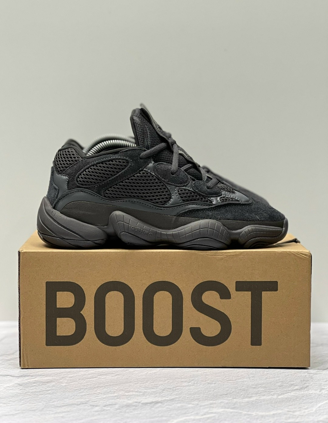 кроссовки adidas yeezy boost 500,кроссовки adidas yeezy boost 700,кроссовки adidas yeezy boost 500 black,adidas yeezy boost 500,yeezy boost 500