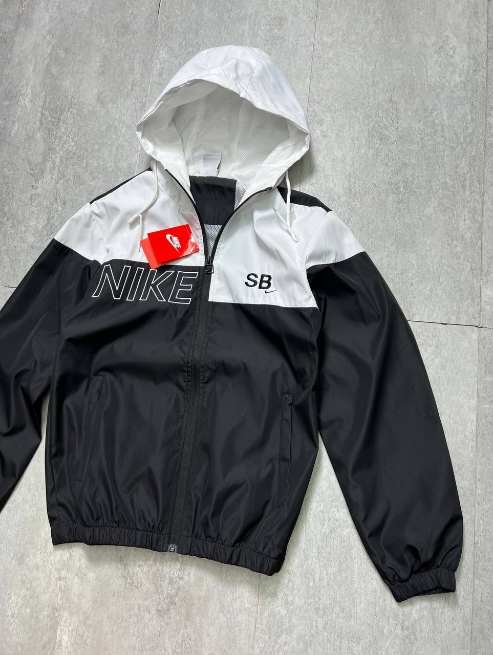 ветровка nike,supreme nike hooded sport jacket silver,легкая куртка,ветровка,найк суприм куртка