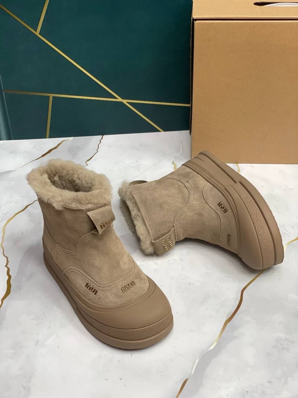 ,женская зимняя , женская,угги женские,угги зимние короткие натуральные