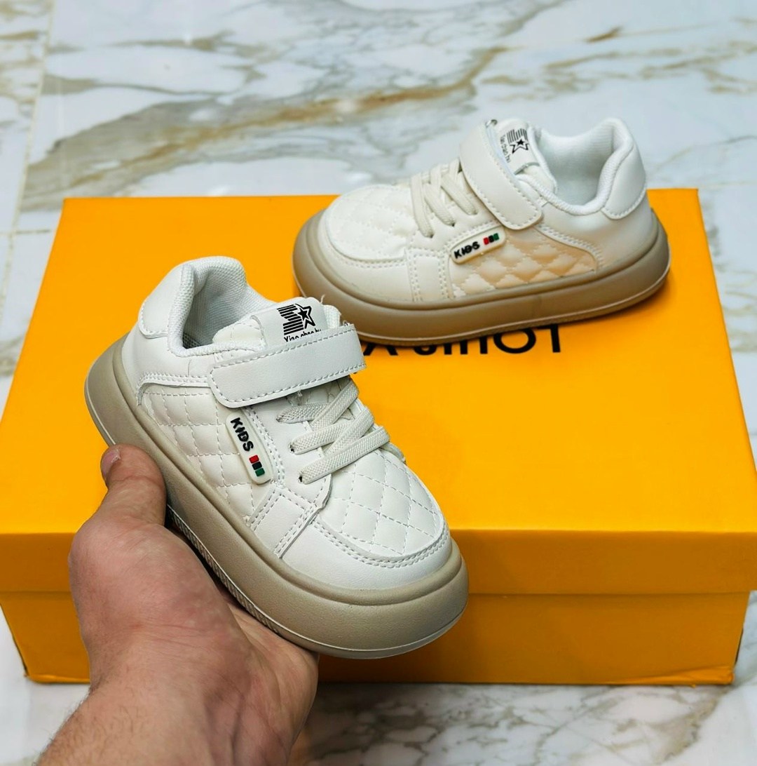 ,детская ,детские кроссовки,кроссовки мальчику,кроссовка детская