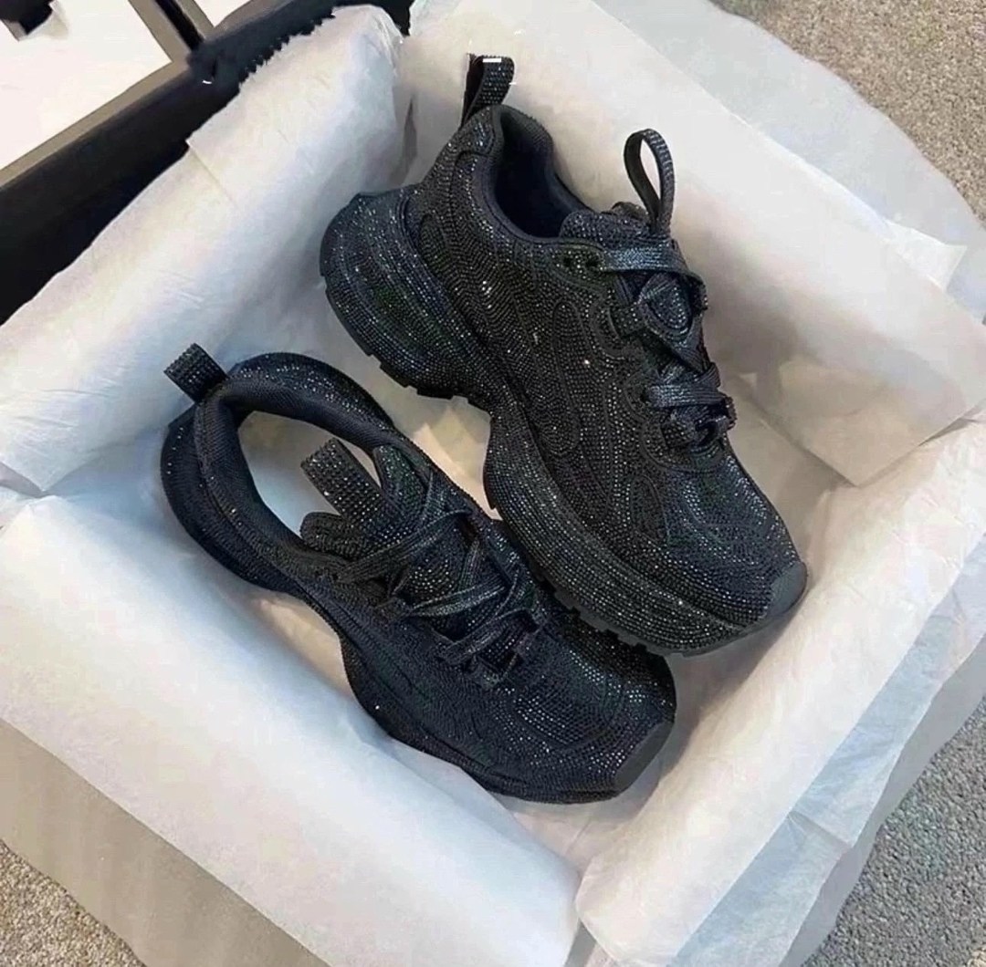 ,кроссовки adidas yeezy boost 350,balenciaga кроссовки женские,кроссовки замша,кроссовки женскиe